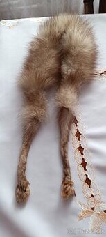 Set čiapka a šále z pravej kožušiny