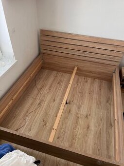 manzelska postel 180x200 masiv