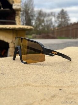 Slnečné okuliare 100% (rôzne farby)