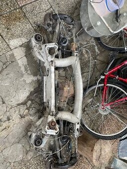 kompletná zadná  náprava bmw e39 touring