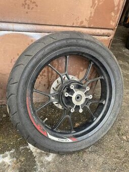 Predám predné,zadné koleso na motorku