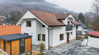 EXKLUZÍVNE Rodinný dom v Malachove na predaj
