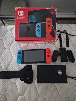 Herná konzola Nintendo Switch + Neon red / Neon blue Joy-Con