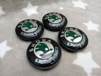 Středové krytky Škoda, 56x52mm, zelené logo