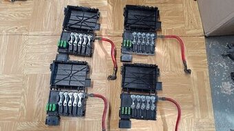 Poistková skrinka nad baterku Octavia 1 Sharan 2 golf 4