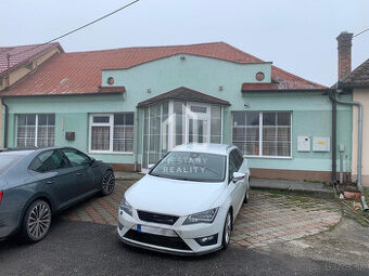 Flexibilný komerčný objekt obec Podolie, hala, veľký pozemok