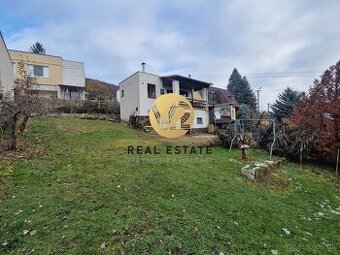 Ponúkame na Predaj útulnú Chatu s nádherným výhľadom na mest