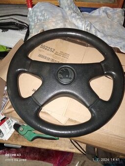 volant štvorramenný škoda 120, favorit