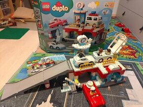 Lego Duplo 10948 - Parking Garage and Car Wash