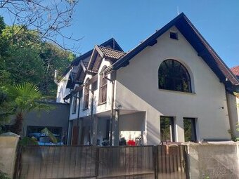 Malý byt v dome blízko lesa