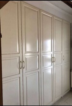 Pax skriňa ikea 4m dvierka sú tyssedal