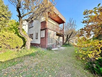 Pozemok s chatkou Pereš