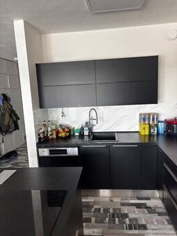 Predám Kuchynskú linku značky Sanas