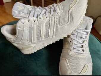 Adidas ZX700