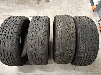 235/55 R18 Zimné  SUV