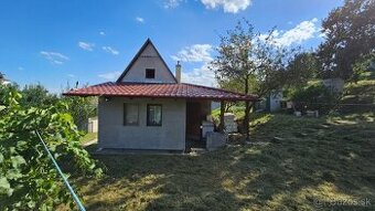 Murovaná záhradná chatka, Vinohrady, Nové Mesto n.V.