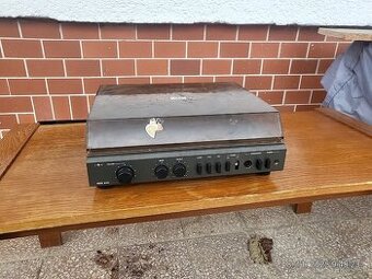 Gramofon tesla NZC 300