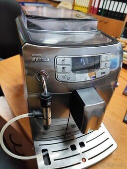 Kávovar Saeco intelia