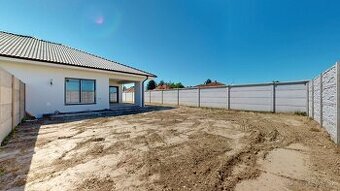 4 izbový rodinný dom tichej lokalite, parkovanie, oplotenie,