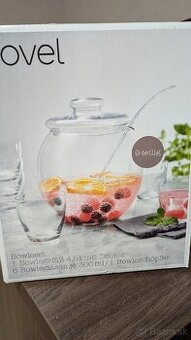 Sada pohárov a nadoba