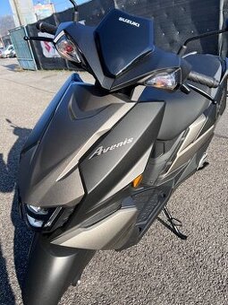 SUZUKI AVENIS 125