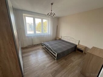 Biela kovová posteľ 160x200 cm