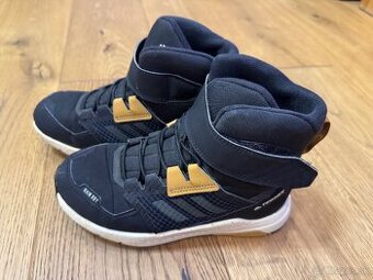 Zimné topánky Adidas chlapčenské