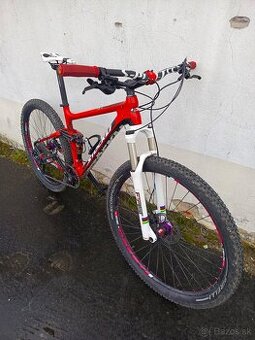 Carbon horský bicykel - 1