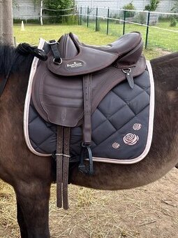 Bezkostrove pony sedlo zn. Barefoot