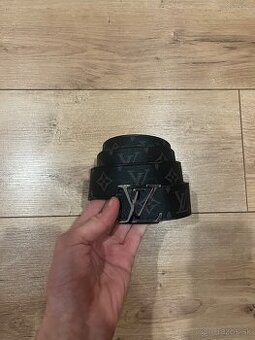 Louis Vuitton opasok