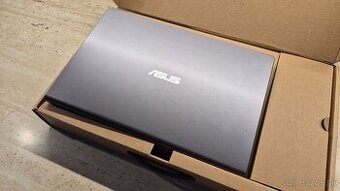 Na predaj notebook ASUS X415E