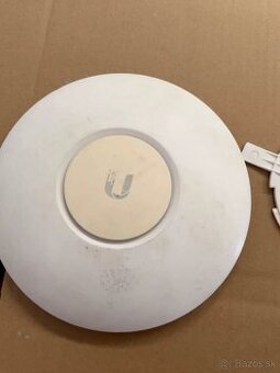 Ubiquiti UniFi AP AC Lite - WiFi prístupový bod