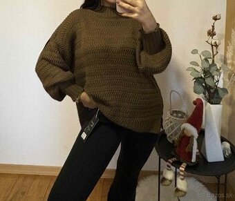 Hnedý pletený sveter