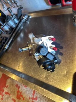 2.0tdi Rail čerpadlo Bosch 0 986 437 433