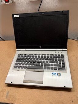Predám pokazený notebook na náhradné diely zn. HP 8460p.