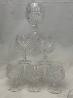 Kryštálové pohári na Brandy