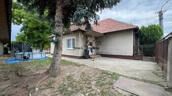 NA PREDAJ Rodinný dom - Šurany - Nitriansky Hrádok, EXKLUZÍV