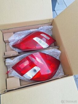 Fabia 2 zadne svetlá