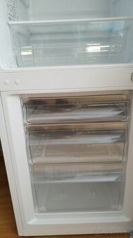 Chladnička s mrazničkou