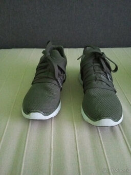 Dámske tenisky č.38