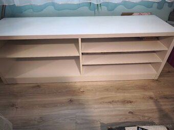 Skrinka pod TV/ botník