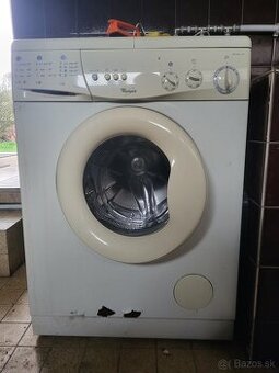 Práčka Whirlpool