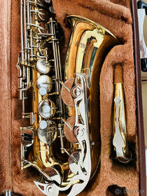 Predám nádherný Es- Alt saxofón Yamaha YAS 23, vynikajúci ná - 1