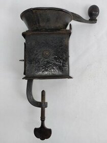 Veľký plechový šroubovací mlynček na kávu - 1