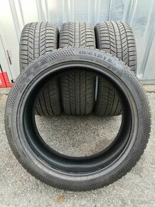 Zimní pneu Continental TS870 235/45 R20