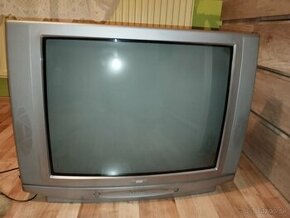 Starší televízor