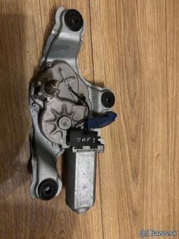 Motorcek stieračov zadný Hyundai i30 II 2012-16 98700-A5000