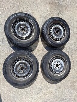 215 / 65 R16 C matador plechové disky