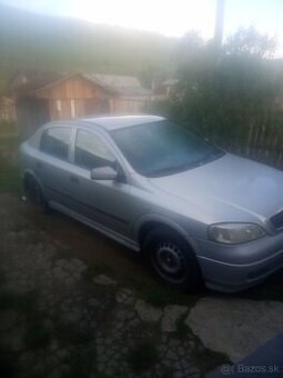 Predám opel esteka emisna ešťe rok za 450