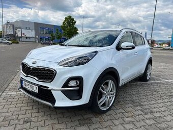 Kia SPORTAGE 2021 2.0 CRDI, 56 663 km, TOP STAV, v záruke